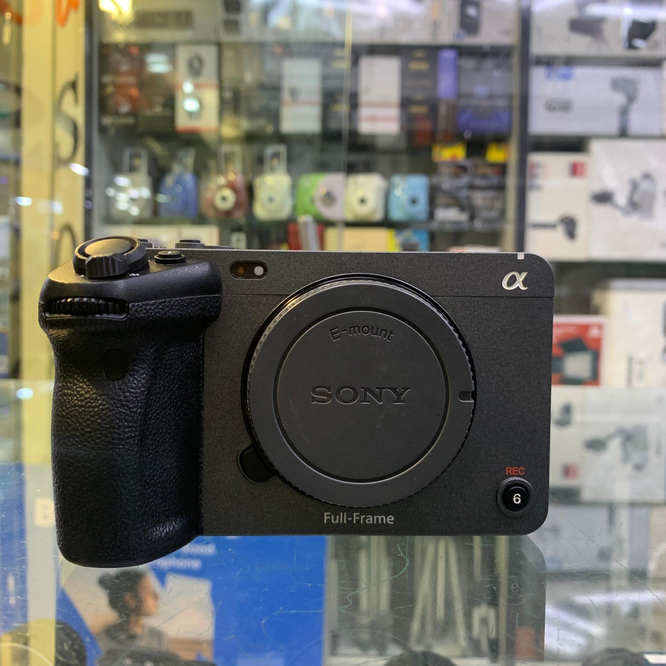 2022/03/1001661687-scaled.jpg Sony FX3 Cinema camera - Image 1