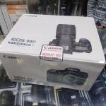 Canon EOS 90D DSLR Camera with 18-135mm Lens