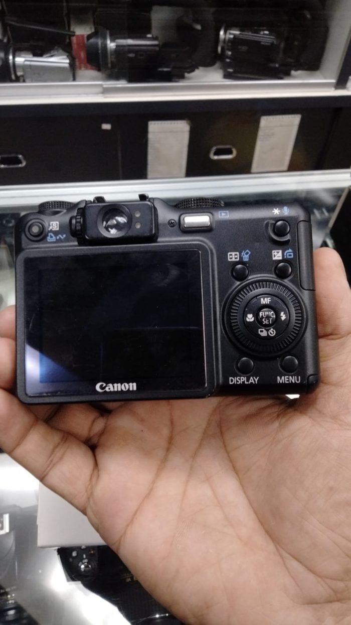 Canon Used Camera G7 - Image 6